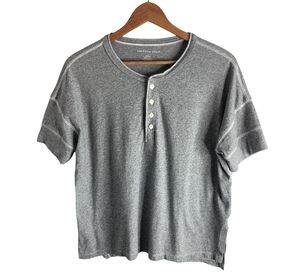 American Eagle Grey Short Sleeve Relaxed Buttoned T-shirt